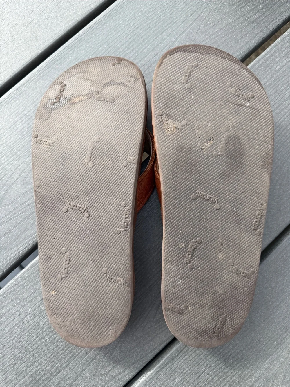 Men's Brown Leather Flip-Flop Sandals Vibram Soles